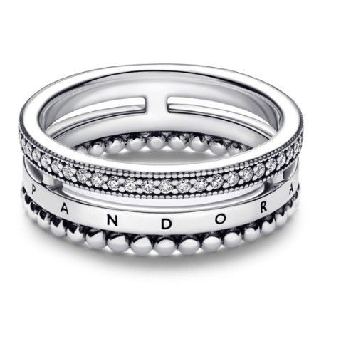 Anillo con pave y abalorios