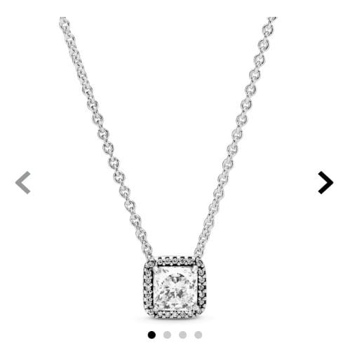 Collar cuadrado brillante