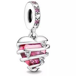 Charm corazón encapsulado