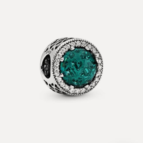 Charm Radiante Verde Esmeralda